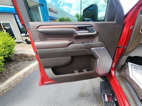 Used 2024 GMC Sierra 3500 Denali w/ Technology Package AWD/4WD image 20