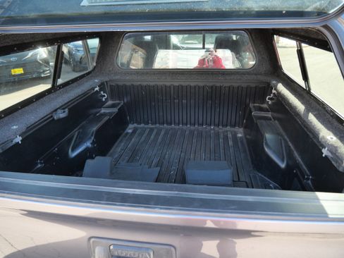 Certified 2021 Toyota Tacoma Limited image 18