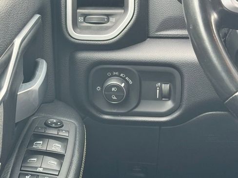 Used 2022 RAM 2500 Big Horn w/ Level A Equipment Group AWD/4WD image 14