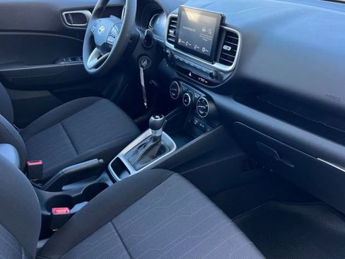 New 2026 Hyundai Venue SE image 16