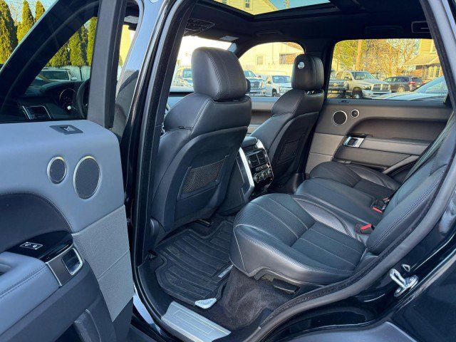 Used 2015 Land Rover Range Rover Sport Supercharged AWD/4WD image 9