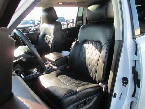 Used 2022 Nissan Armada Platinum w/ Captain's Chairs Package image 20