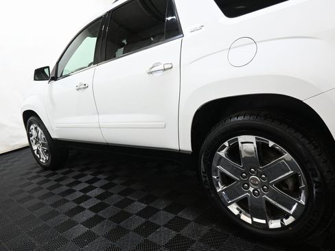Used 2017 GMC Acadia Limited SLT image 10