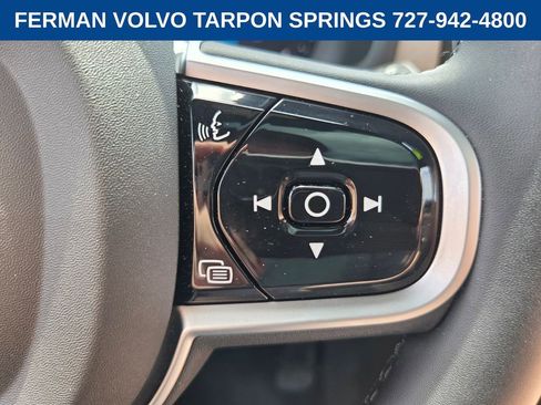 New 2026 Volvo XC90 B6 Plus w/ Protection Package Premier AWD/4WD image 29