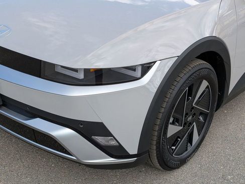 New 2026 Hyundai Ioniq 5 SEL image 10