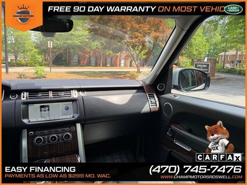 Used 2017 Land Rover Range Rover HSE image 32
