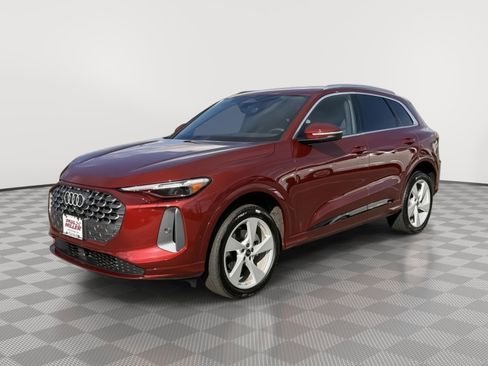 Used 2025 Audi Q5 Premium Plus image 1