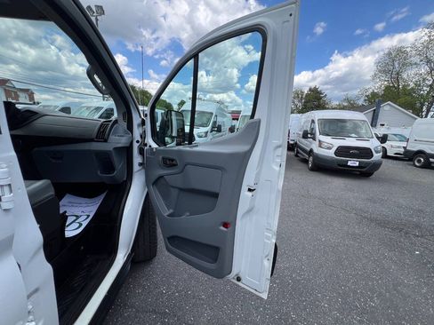 Used 2019 Ford Transit 150 130 Low Roof RWD image 24