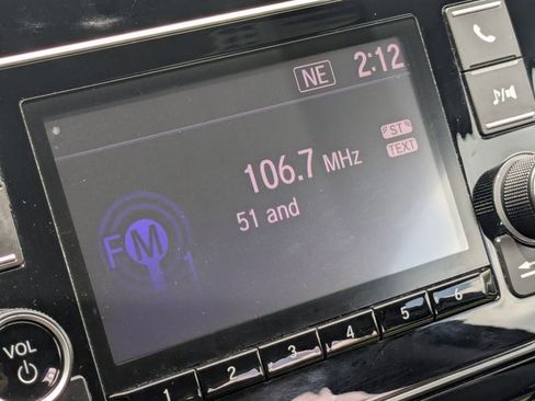 Used 2018 Honda CR-V LX image 13