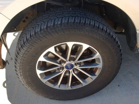 Used 2012 Ford F150 STX w/ STX Decor Pkg AWD/4WD image 9