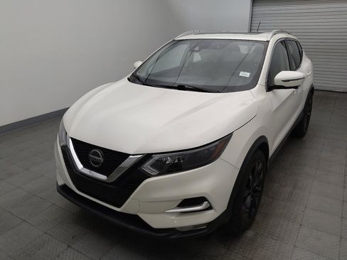 Used 2022 Nissan Rogue Sport SL w/ Premium Package FWD image 15