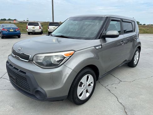 Used 2016 Kia Soul FWD image 8