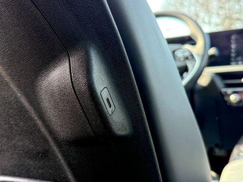 Certified 2023 Kia EV6 Wind w/ Wind Technology Package image 33