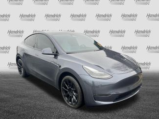 Used 2023 Tesla Model Y Long Range video 2