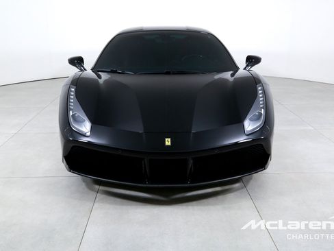 Used 2017 Ferrari 488 GTB RWD image 4