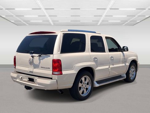 Used 2005 Cadillac Escalade AWD image 26