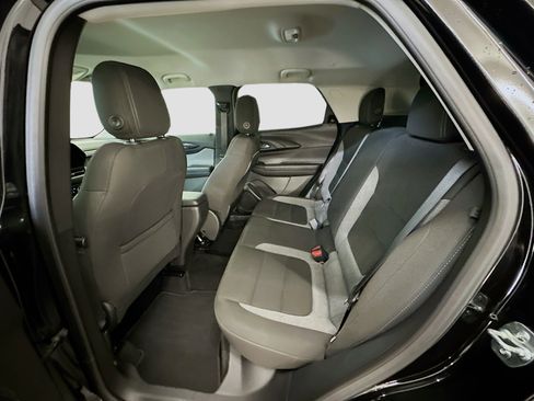 Used 2025 Chevrolet TrailBlazer LT w/ Driver Confidence Package image 29