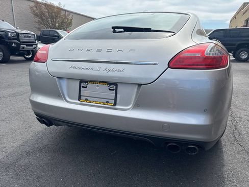 Used 2012 Porsche Panamera S RWD image 16