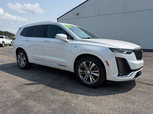 Used 2024 Cadillac XT6 Premium Luxury w/ LPO, Floor Liner Package AWD/4WD image 3