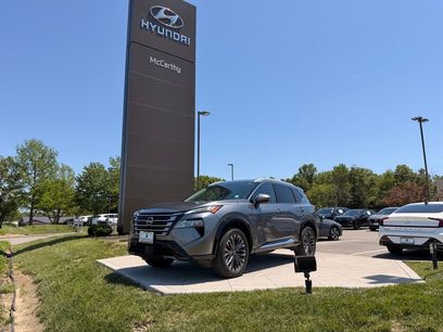 Used 2024 Nissan Rogue Platinum