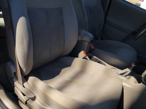 Used 2003 Saturn L-Series L200 image 19