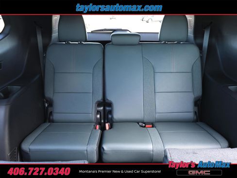 New 2026 GMC Acadia AT4 w/ Luxury Package image 8