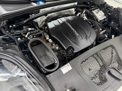 Used 2019 Porsche Macan image 50