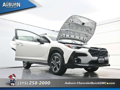 Used 2024 Subaru Crosstrek 2.0i Premium AWD/4WD image 35