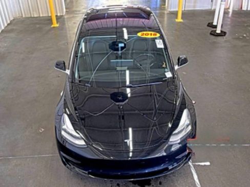 Used 2018 Tesla Model 3 Long Range image 3