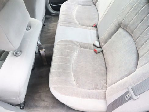 Used 2003 Buick Century Custom image 38