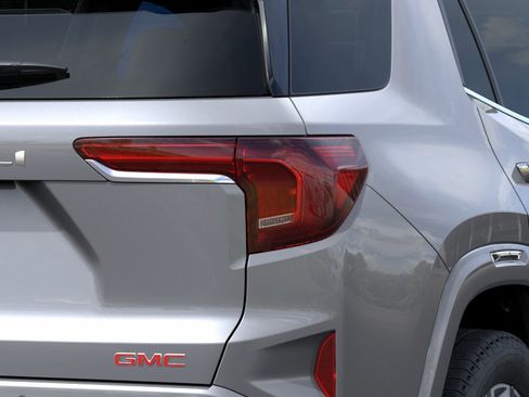 New 2026 GMC Terrain Denali image 11