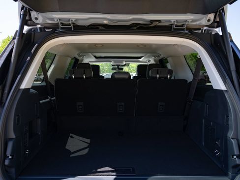 New 2026 Ford Expedition Max Active AWD/4WD image 9