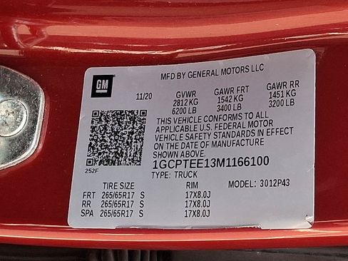 Used 2021 Chevrolet Colorado ZR2 w/ ZR2 Dusk Special Edition AWD/4WD image 29