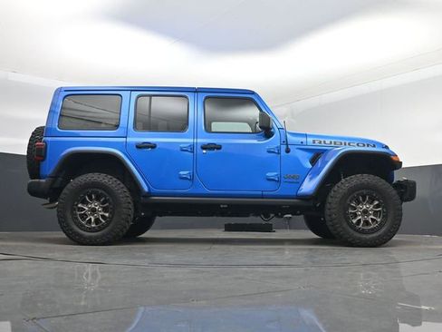 Used 2022 Jeep Wrangler Unlimited Rubicon w/ Trailer Tow Package AWD/4WD image 16