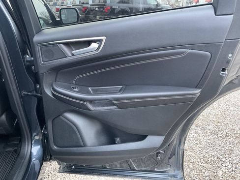 Used 2023 Ford Edge Titanium image 21