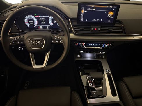 Certified 2025 Audi Q5 2.0T Premium w/ Convenience Plus Package AWD/4WD image 28