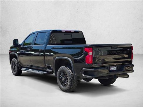 Used 2022 Chevrolet Silverado 2500 LTZ w/ LTZ Plus Package AWD/4WD image 7