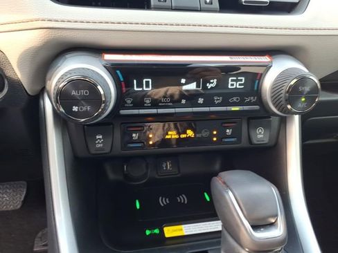 Used 2025 Toyota RAV4 Limited w/ Weather Package image 18