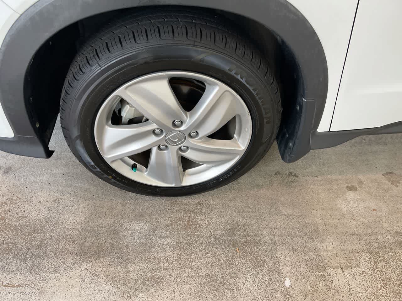 Used 2019 Honda HR-V EX image 10