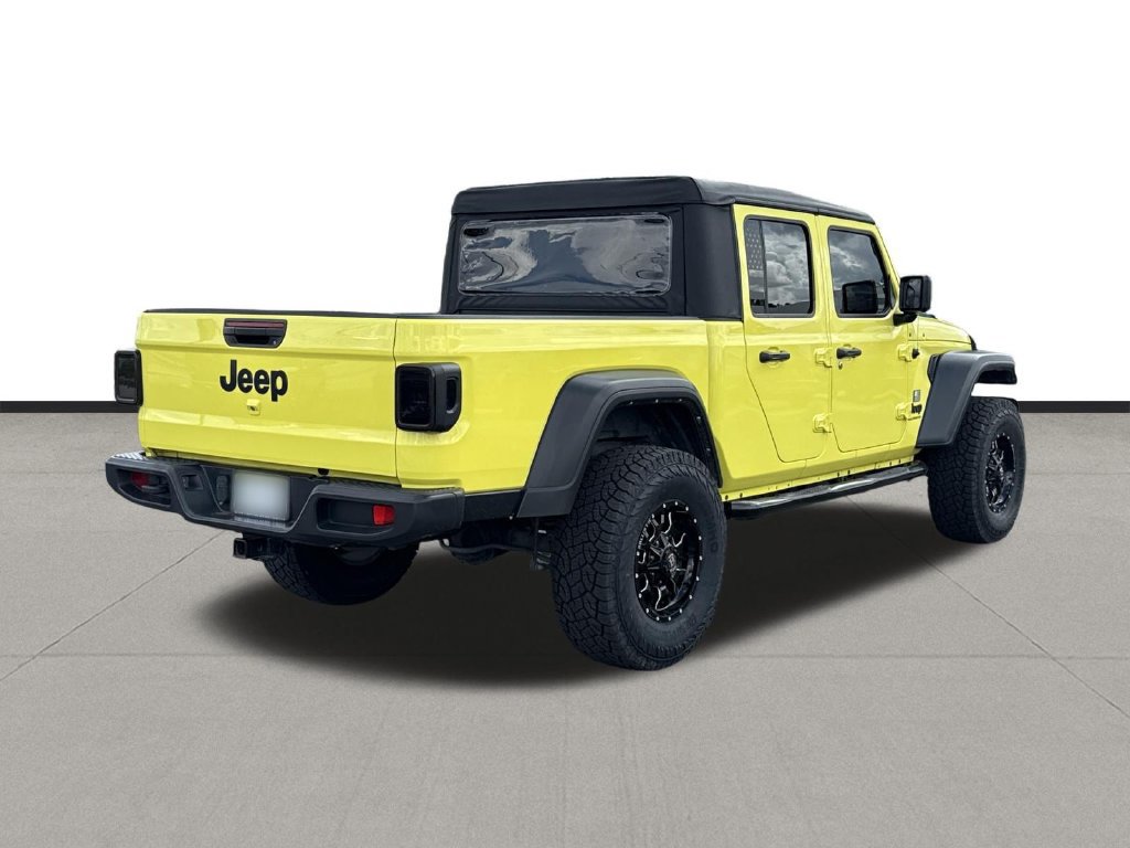 Used 2023 Jeep Gladiator Sport w/ Trailer Tow Package AWD/4WD image 5
