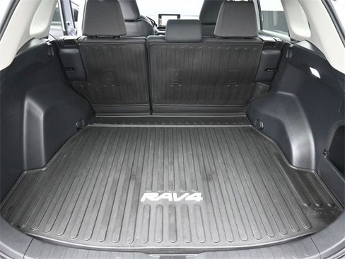 Used 2023 Toyota RAV4 XLE image 32