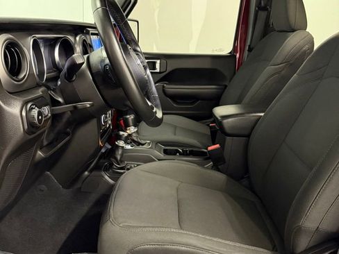 Used 2022 Jeep Wrangler Unlimited Sport image 10