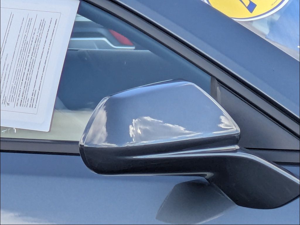 Used 2020 Chevrolet Camaro ZL1 RWD image 13