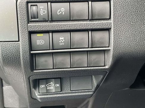 Used 2025 Toyota Tacoma TRD Sport RWD image 16