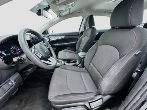 Used 2023 Kia Forte LXS FWD image 13
