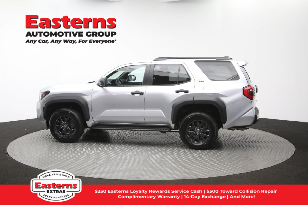 Used 2025 Toyota 4Runner SR5 AWD/4WD image 63
