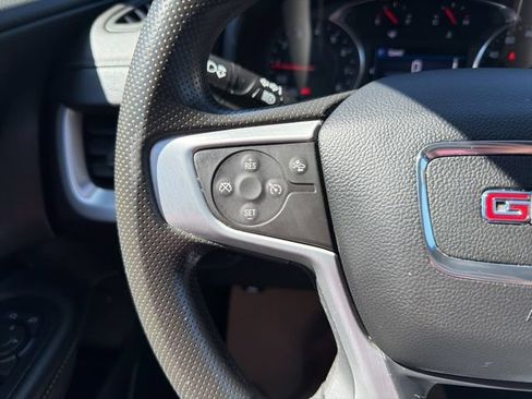 Used 2023 GMC Terrain SLE FWD image 24