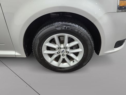 Used 2019 Ford Flex SE FWD image 8