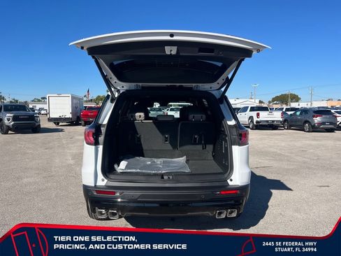 New 2026 GMC Acadia Elevation w/ Black Edition FWD image 17