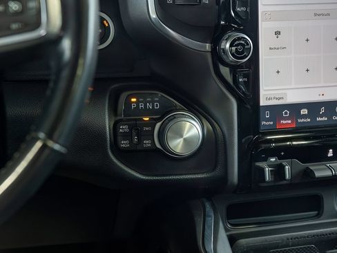 Used 2022 RAM 1500 Laramie w/ Night Edition AWD/4WD image 37